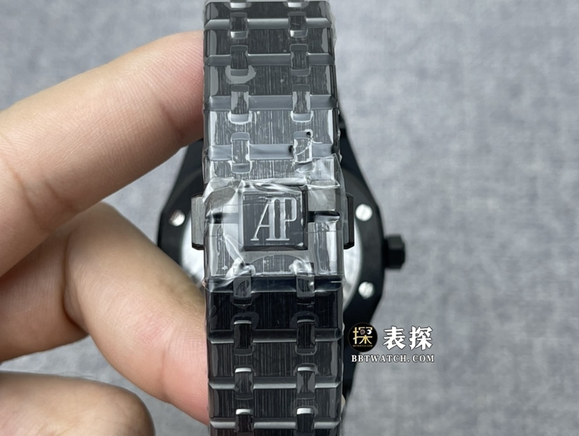 R8厂爱彼皇家橡树26522CE.OO.1225CE.01顶级一比一高仿手表男士黑盘陀飞轮图片及价格表带实拍图