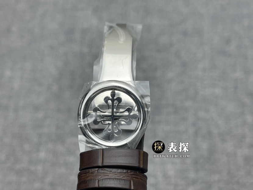 GR厂百达翡丽超级复杂功能时计5320G-001一比一超A高仿手表男士奶油盘皮带款图片及价格表扣实拍图