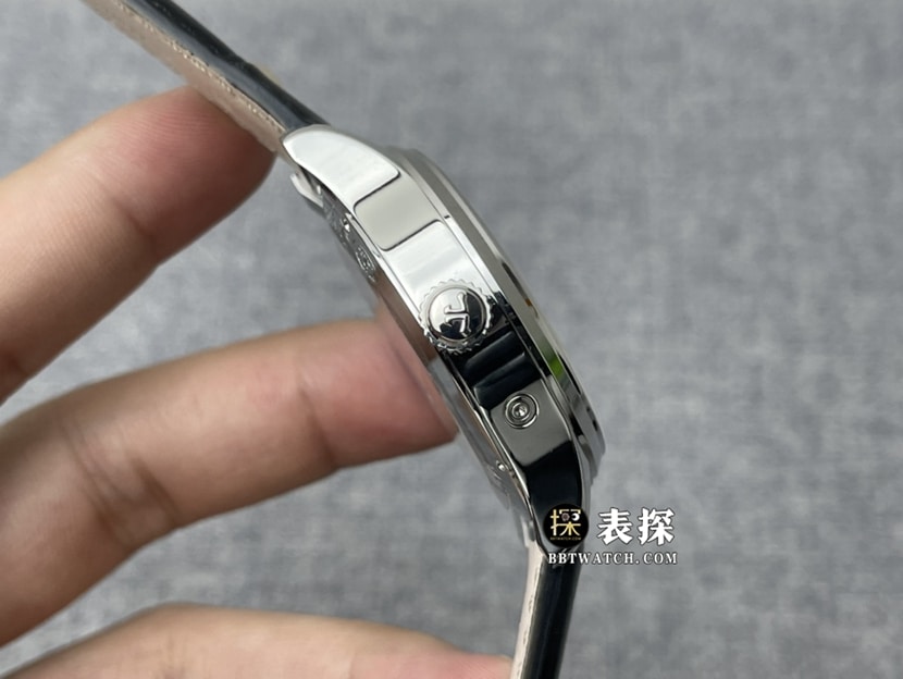 ZF厂积家大师1428421超A高仿手表男士银盘双时区皮带款图片及价格侧面实拍图