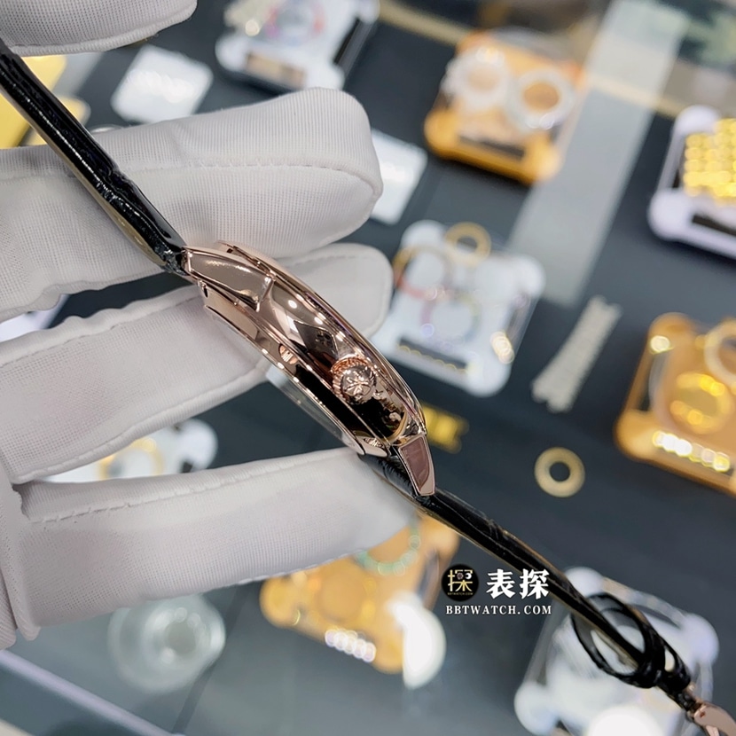 江诗丹顿传袭真金真钻定制一比一超A精仿手表男士银白盘皮带款侧面实拍图