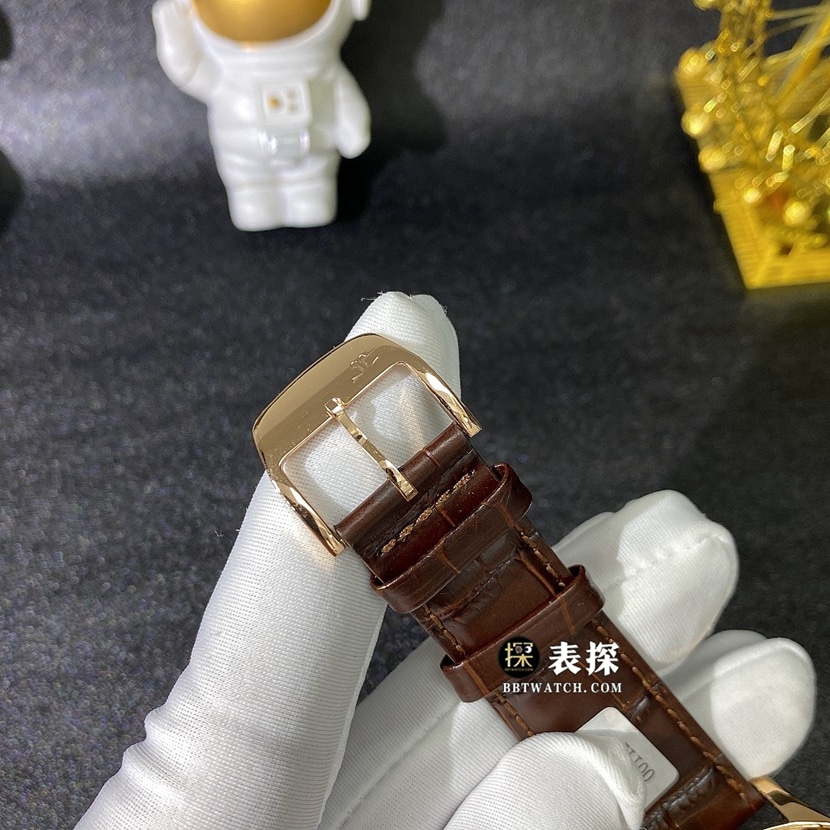 积家大师真金真钻定制顶级一比一高仿手表男士蛋壳黄盘万年历皮带款表扣实拍图