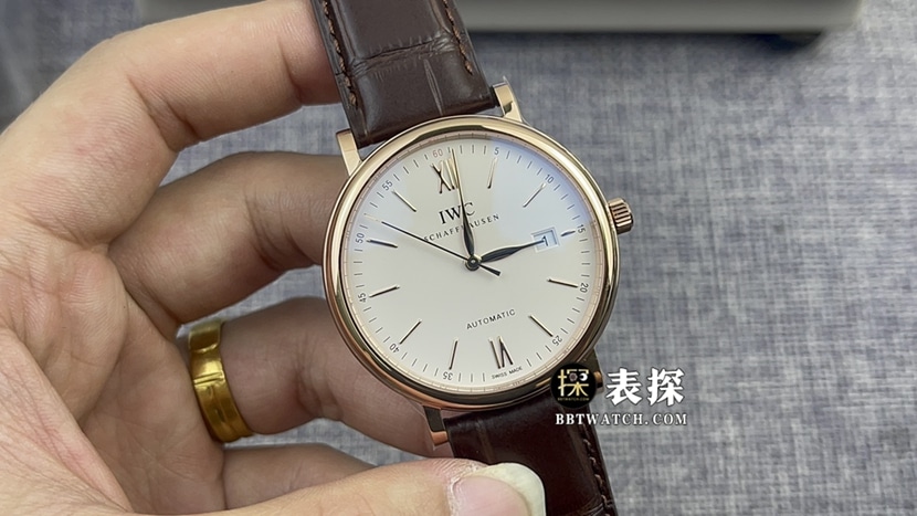 V7厂万国波涛菲诺超A高仿手表男士银白盘皮带款图片及价格正面实拍图