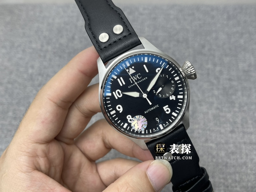 ZF厂万国表飞行员顶级一比一高仿手表男士黑盘皮带款图片及价格正面实拍图