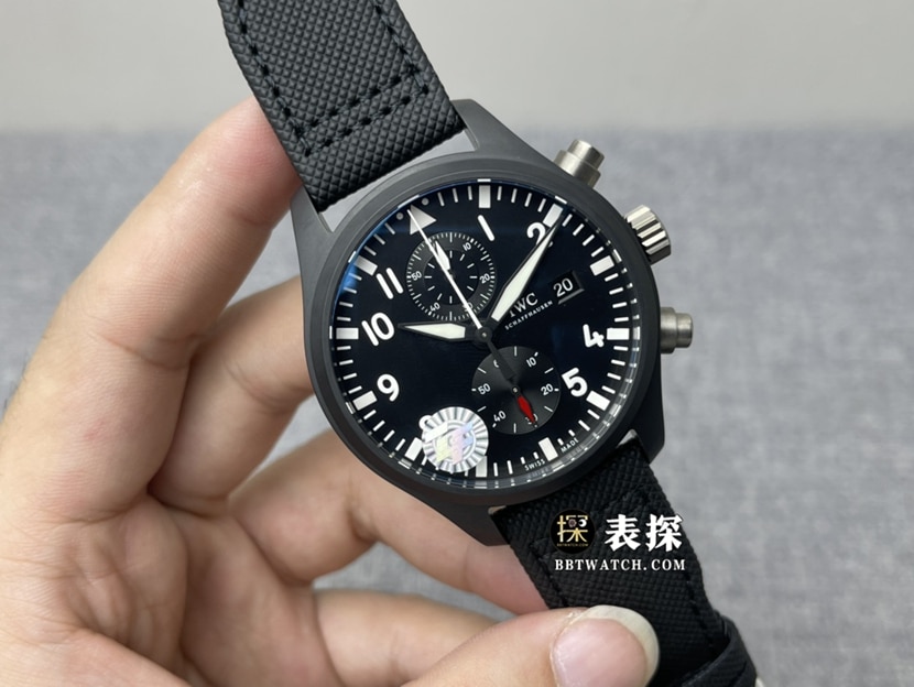ZF厂万国表飞行IW389001顶级复刻手表男士黑盘皮带款图片及价格正面实拍图