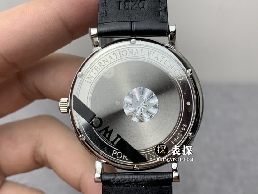 V7厂万国表柏涛菲诺一比一超A高仿手表男士银白盘皮带款图片及价格背面实拍图