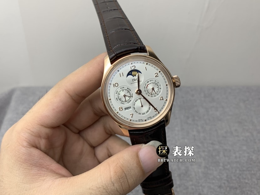 V9厂万国表男士葡萄牙一比一超A精仿手表银白盘皮带款图片及价格正面实拍图