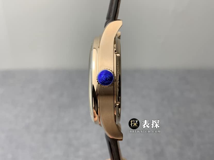V9厂万国表男士葡萄牙一比一超A精仿手表银白盘皮带款图片及价格侧面实拍图