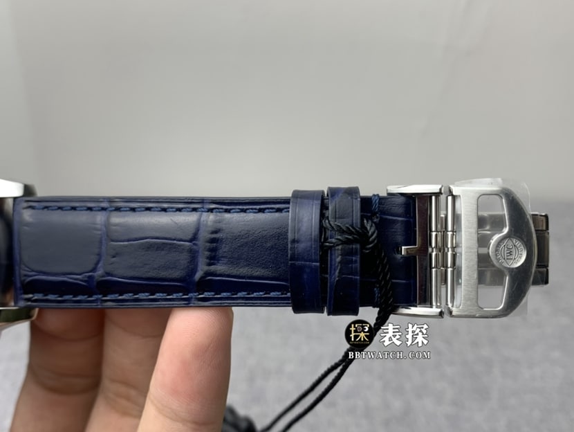 ZF厂万国表男士葡萄牙超A高仿手表银白盘皮带款图片及价格表扣实拍图