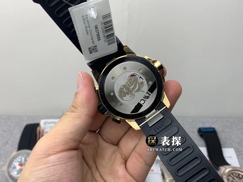 V6厂万国表男士海洋时计IW379503黑色熊猫盘橡胶款图片及价格背面实拍图