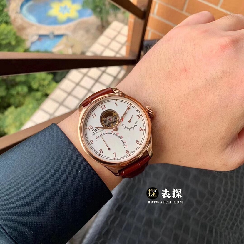 万国表男士葡萄牙IW504402一比一超A高仿手表银盘陀飞轮皮带款图片及价格正面实拍图