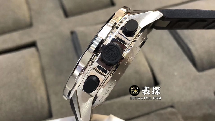 V6厂万国表男士海洋时计一比一超A精仿手表岩灰色熊猫盘橡胶款图片及价格侧面实拍图