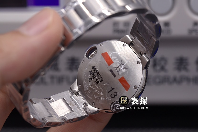AF厂蓝气球卡地亚1:1复刻手表银白盘蓝针钢带款W6920071背面实拍图
