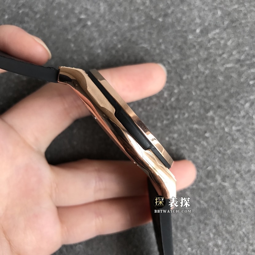 WWF经典融合宇舶1:1复刻手表玫瑰金全钻盘皮带款511.OX.9010.LR.1704侧面图