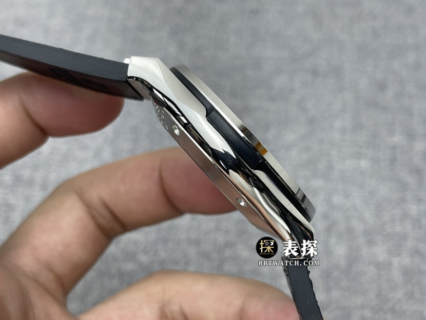 JB经典融合宇舶1:1复刻手表镂空盘陀飞轮橡胶款505.TX.0170.LR侧面图