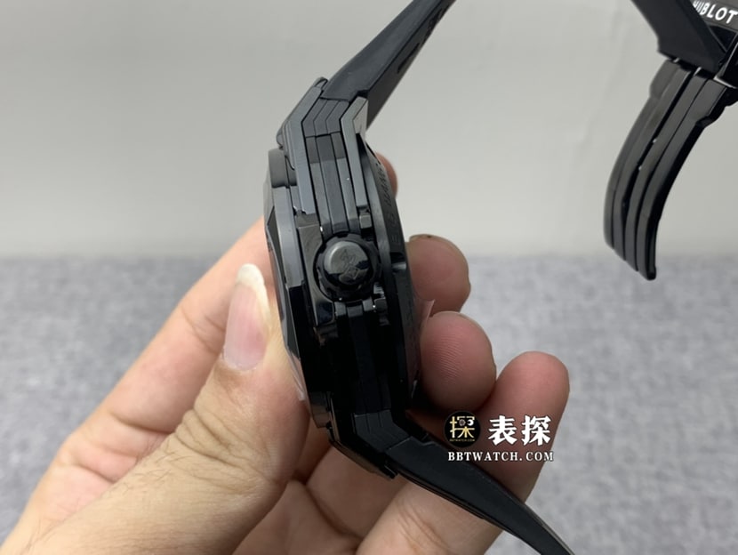 HB宇舶表男士一比一超A精仿手表陶瓷镂空盘橡胶款图片及价格侧面实拍图
