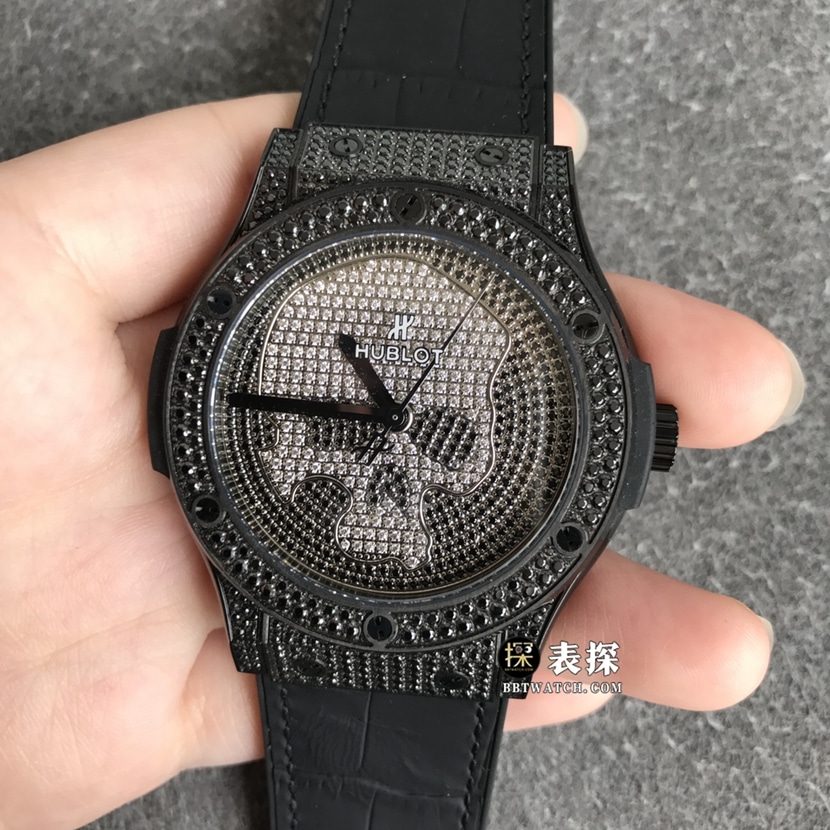 宇舶复刻天花板,WWF经典融复刻表,正面图