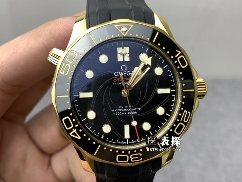 OR厂欧米茄海马007顶级一比一高仿手表男士黑盘橡胶款图片及价格正面实拍图