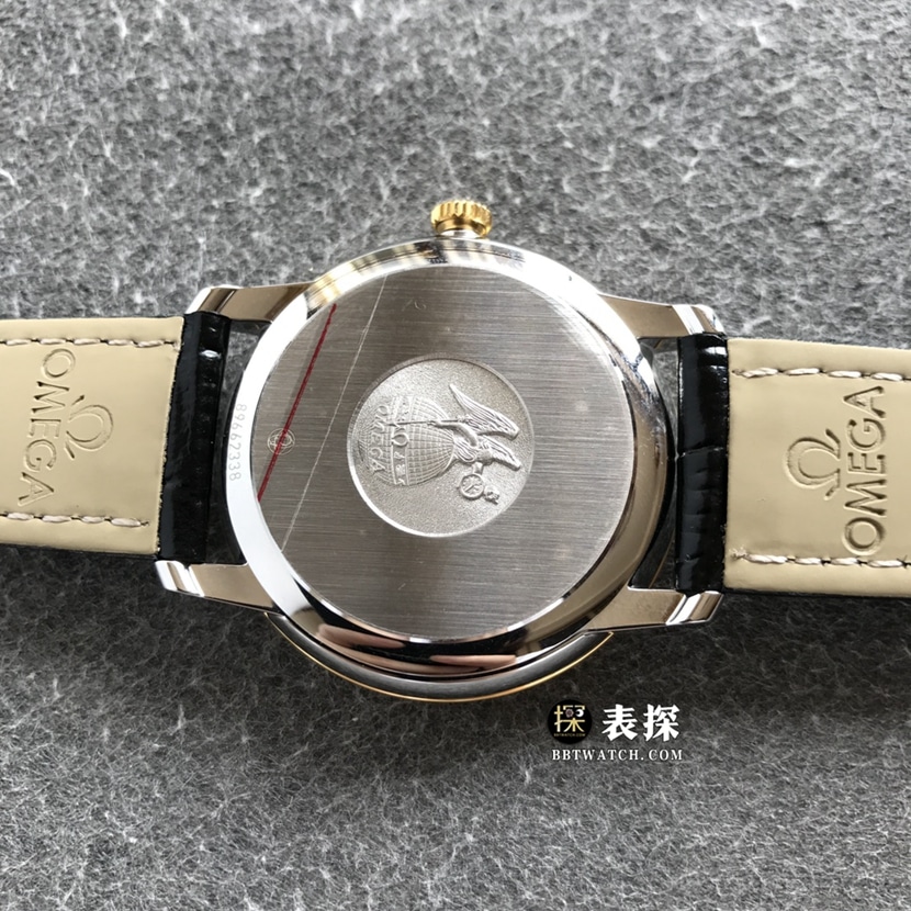 欧米茄蝶飞超A高仿手表男士黑盘黄金皮带款图片及价格背面实拍图