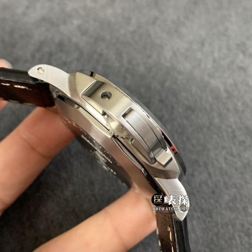 TTF厂沛纳海庐米诺PAM01312超A高仿手表男士黑盘皮带款图片及价格侧面实拍图