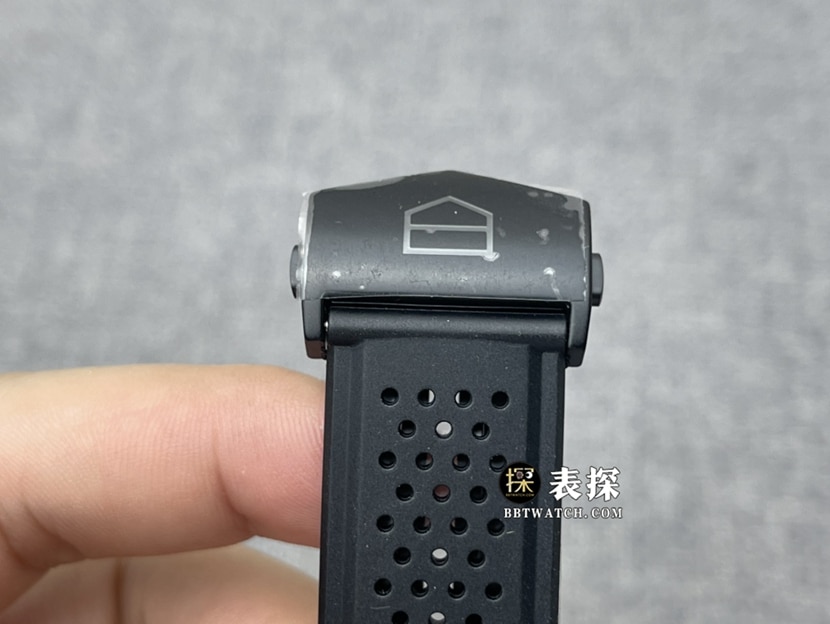 XF厂泰格豪雅卡莱拉顶级复刻手表男士黑色镂空盘橡胶款图片及价格表扣实拍图