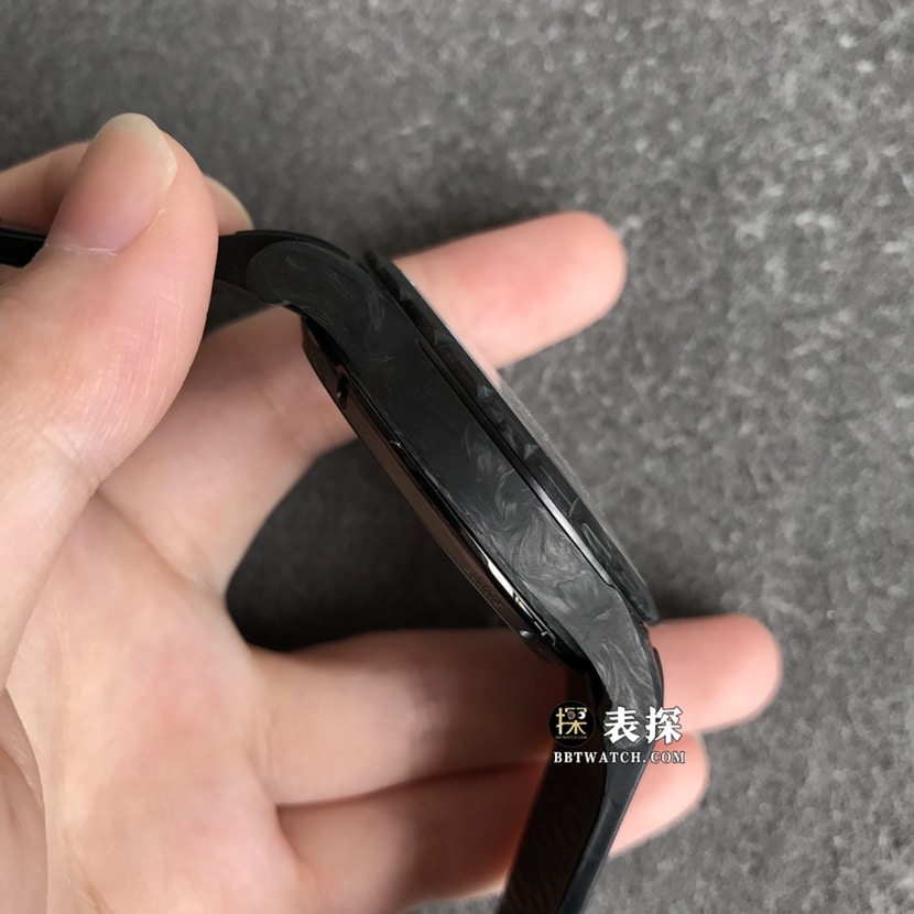 BBR厂罗杰杜彼王者一比一超A精仿手表男士镂空盘橡胶款图片及价格侧面实拍图