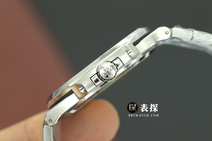 3K厂运动优雅百达翡丽1:1复刻手表夜光绿盘钢带款5711/1A-014侧面实拍图
