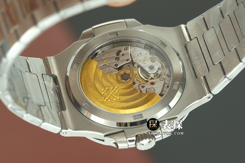 3K厂运动优雅百达翡丽1:1复刻手表夜光绿盘钢带款5711/1A-014背面实拍图
