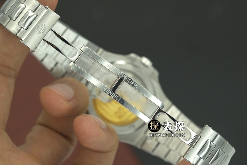 3K厂运动优雅百达翡丽1:1复刻手表夜光绿盘钢带款5711/1A-014表扣实拍图