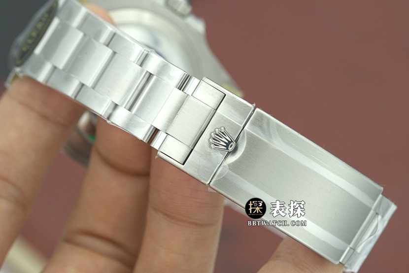 C潜航者劳力士1:1复刻手表夜光黑水鬼钢带款116610LN-0001表带实拍图