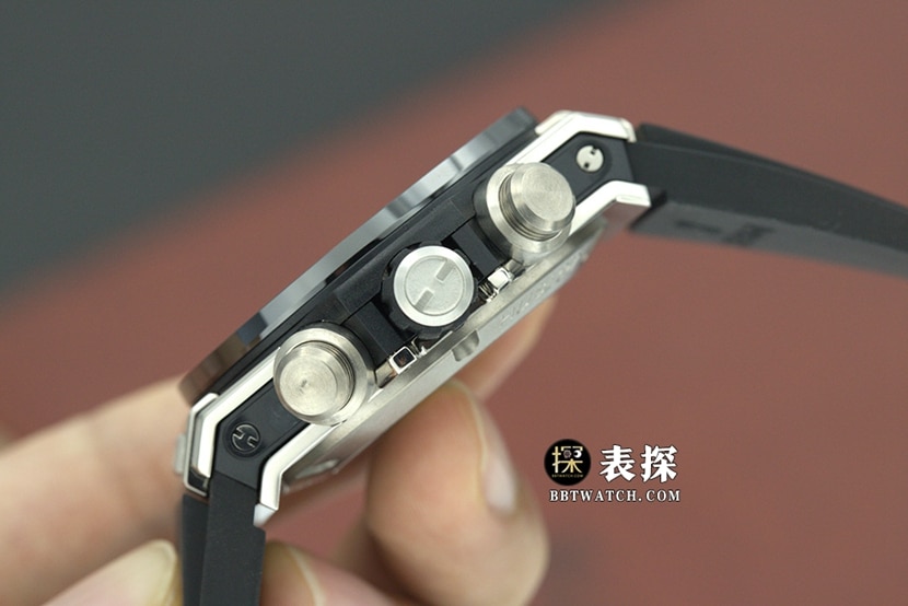BBF大爆炸宇舶1:1复刻手表镂空盘橡胶款421.NM.1170.RX侧面图