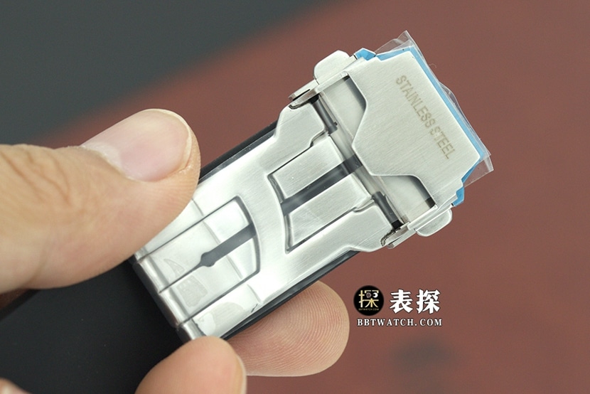 BBF大爆炸宇舶1:1复刻手表镂空盘橡胶款421.NM.1170.RX表扣图