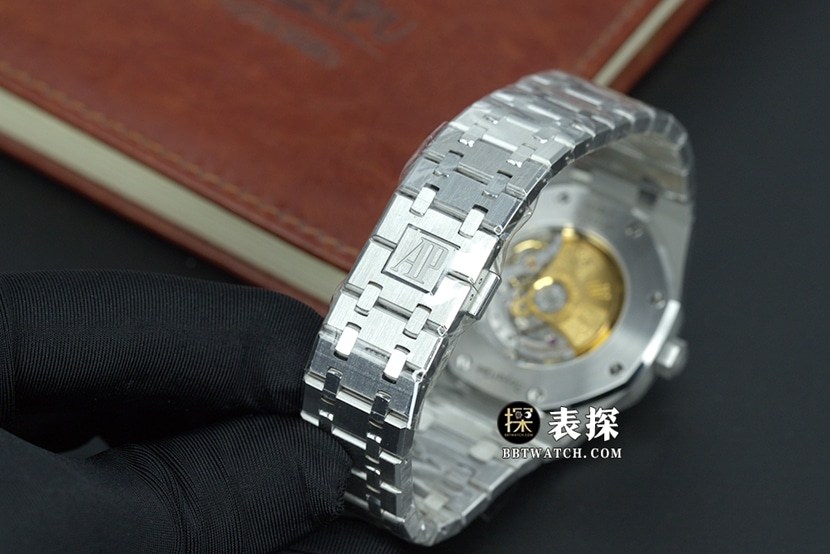 APS皇家橡树爱彼1:1复刻手表银白盘钢带款15400ST.OO.1220ST.02表带实拍图