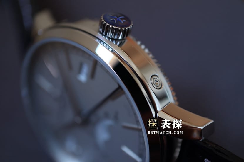 MX传袭江诗丹顿1:1复刻手表灰盘皮带款4010T/000P-B345侧面实拍图