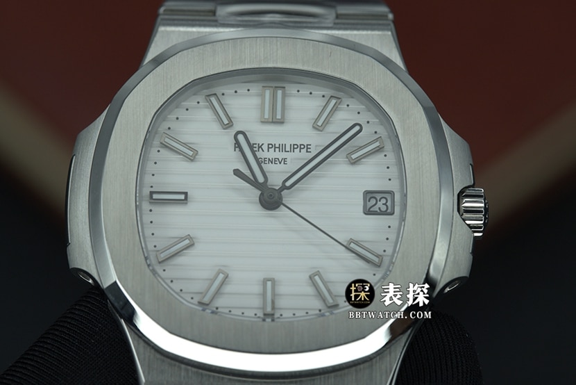 3K鹦鹉螺百达翡丽1:1复刻手表银白盘钢带款5711/1A-011正面实拍图