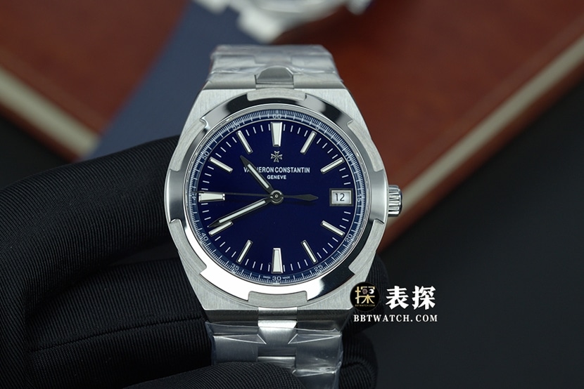 PPF纵横四海江诗丹顿1:1复刻手表蓝盘钢带款4500V/110A-B128正面实拍图