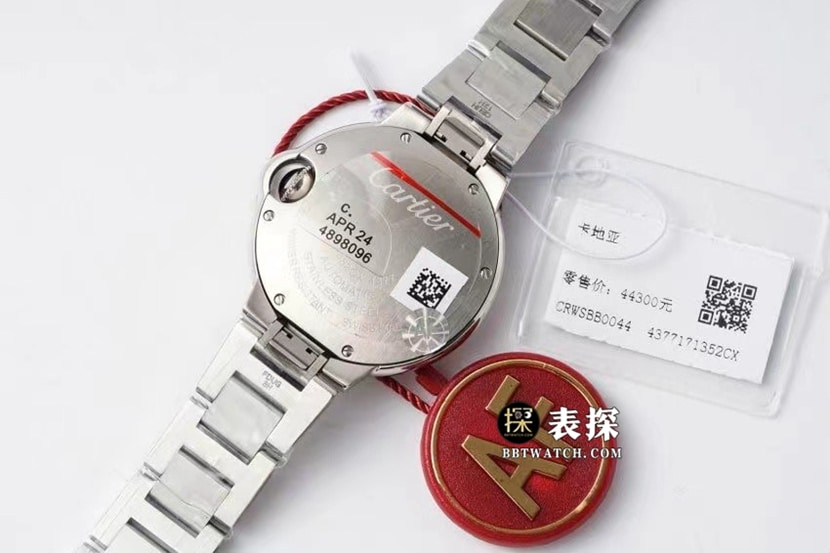 AF蓝气球卡地亚1:1复刻手表银灰盘钢带款WSBB0044背面实拍图