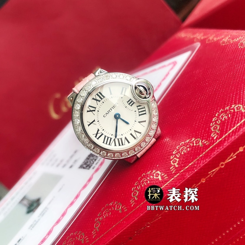 原单蓝气球卡地亚1:1复刻手表女士银白盘镶钻皮带款WE900351正面图