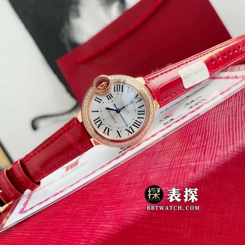 原单蓝气球卡地亚1:1复刻手表女士银灰盘镶钻皮带款WJBB0033正面图