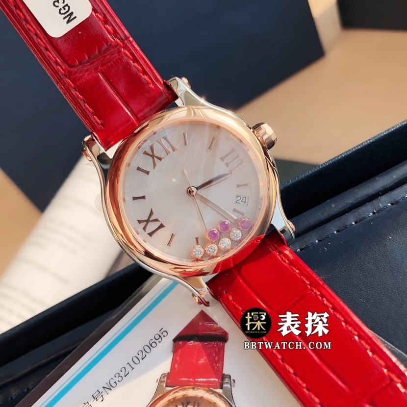 原单快乐钻萧邦1:1复刻手表女士白盘皮带款正面图