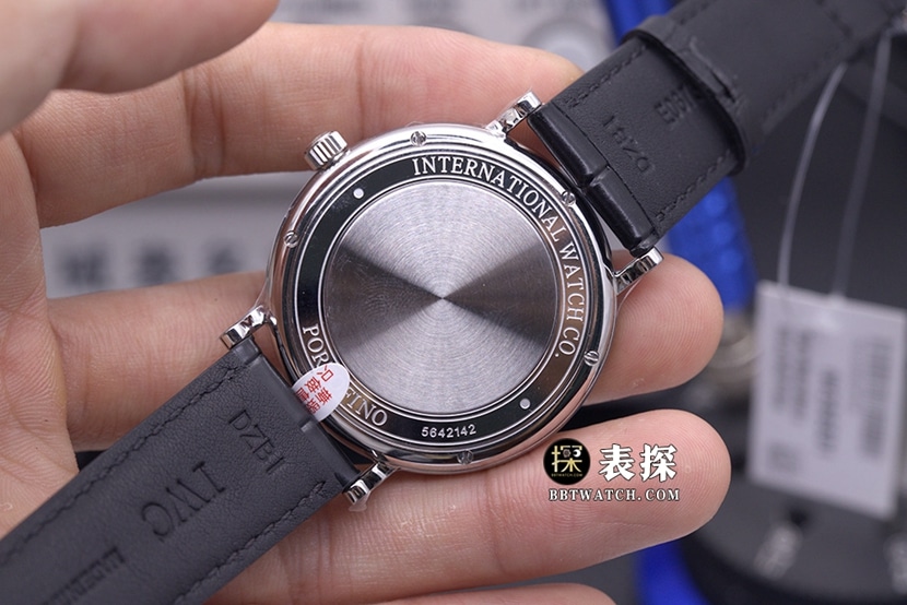 V7柏涛菲诺万国1:1复刻手表银盘皮带款IW356501背面实拍图