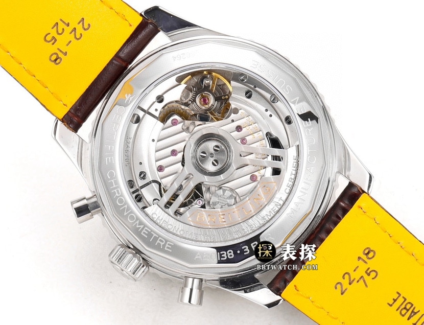 BLS航空计时百年灵1:1复刻手表绿盘皮带款AB01388A1L1P1背面实拍图