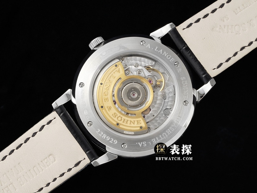 F8萨克森朗格1:1复刻手表男士银白盘皮带款211.027背面实拍图