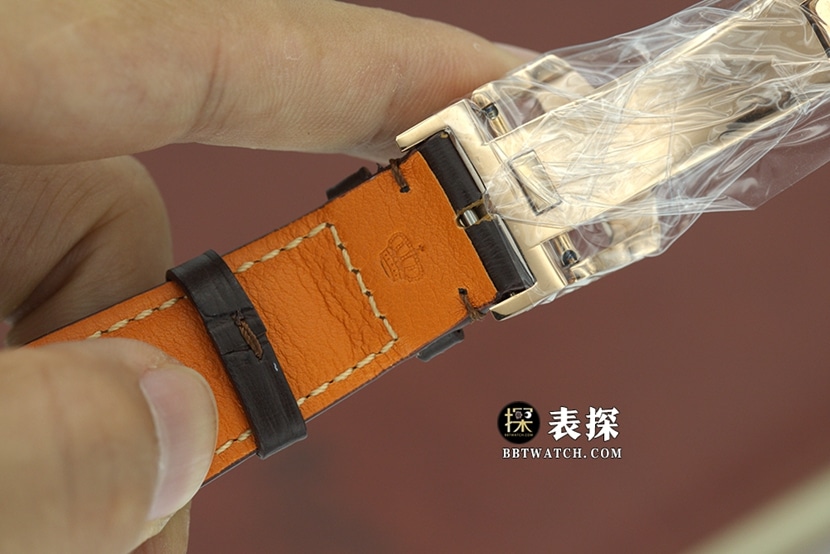 APS厂葡萄牙万国1:1复刻手表银白熊猫盘皮带款IW390301表扣实拍图