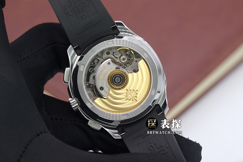 YL厂AQUANAUT百达翡丽1:1复刻手表咖啡浮雕盘计时橡胶款5968A-001背面实拍图