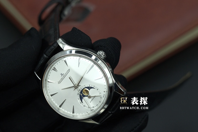 AG大师积家1:1复刻手表银灰盘月相皮带款1258420整体实拍图