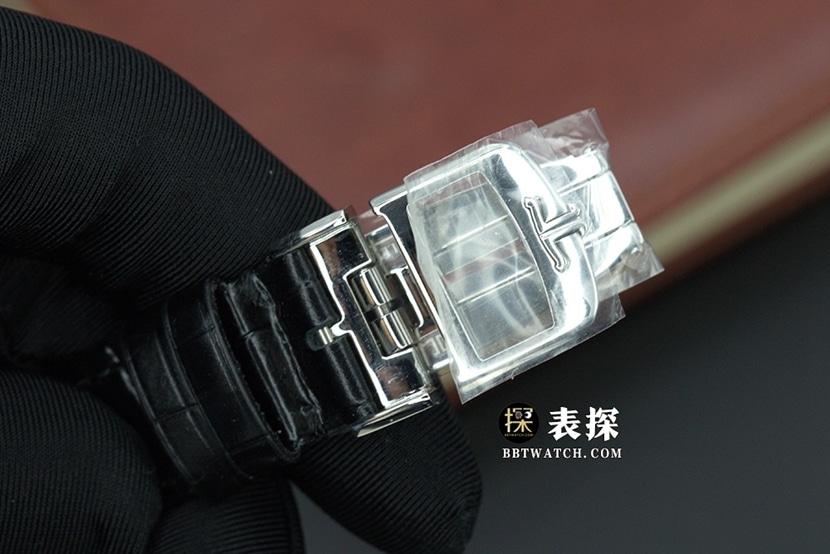 AG大师积家1:1复刻手表银灰盘月相皮带款1258420表扣实拍图