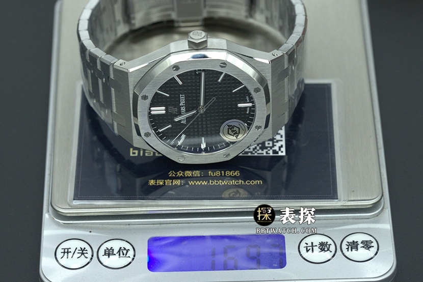 APS厂皇家橡树爱彼1:1复刻手表黑盘钢带款15500ST.OO.1220ST.03重量实拍图