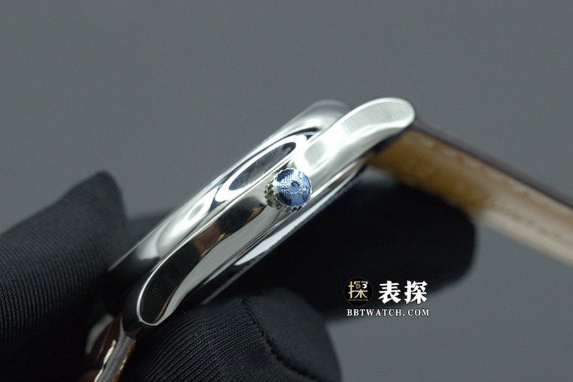 APS厂制表传统浪琴1:1复刻手表银白盘皮带款L2.909.4.78.3侧面实拍图