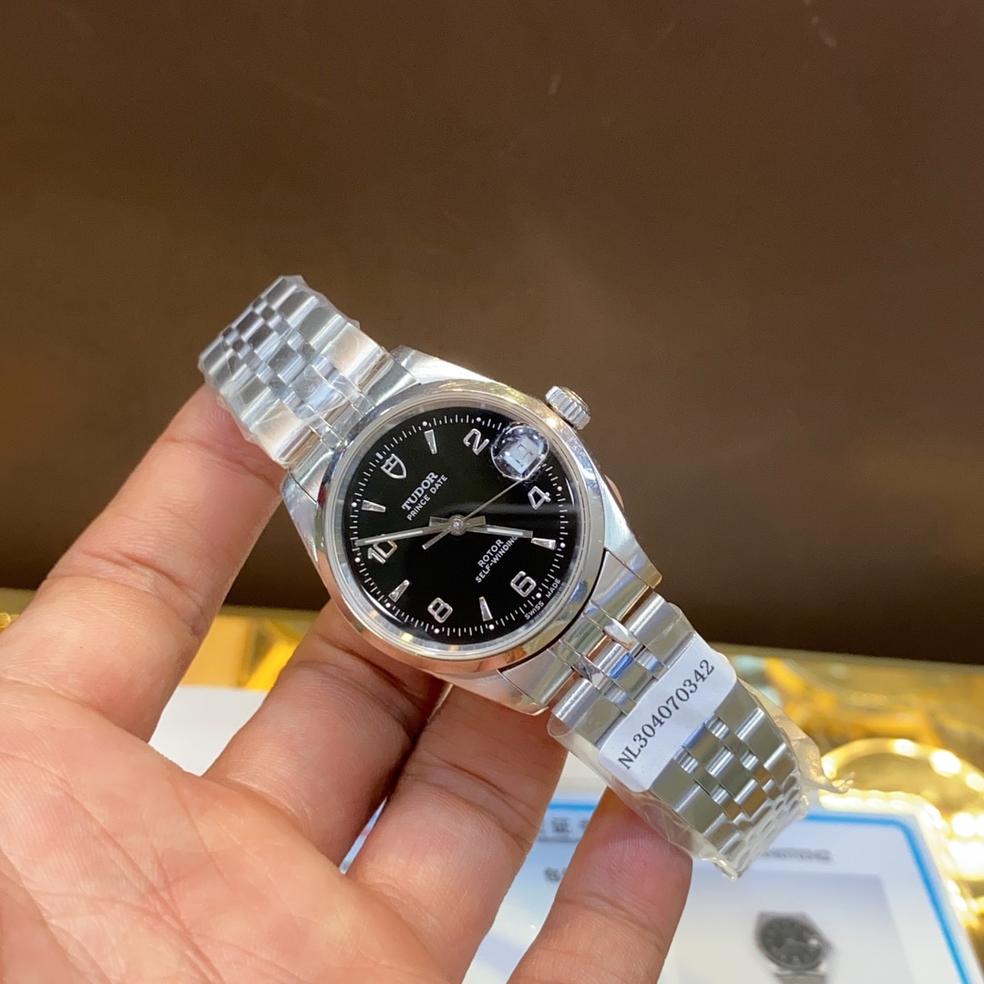 1926帝舵1:1复刻手表男款夜光黑盘钢带正面图