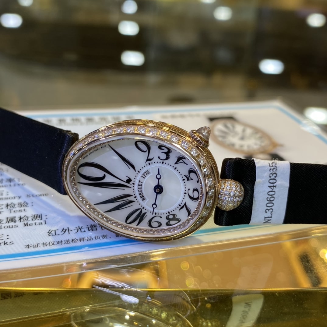那不勒斯王后宝玑1:1复刻手表女款银白天然贝母盘玫瑰金缎面带正面图